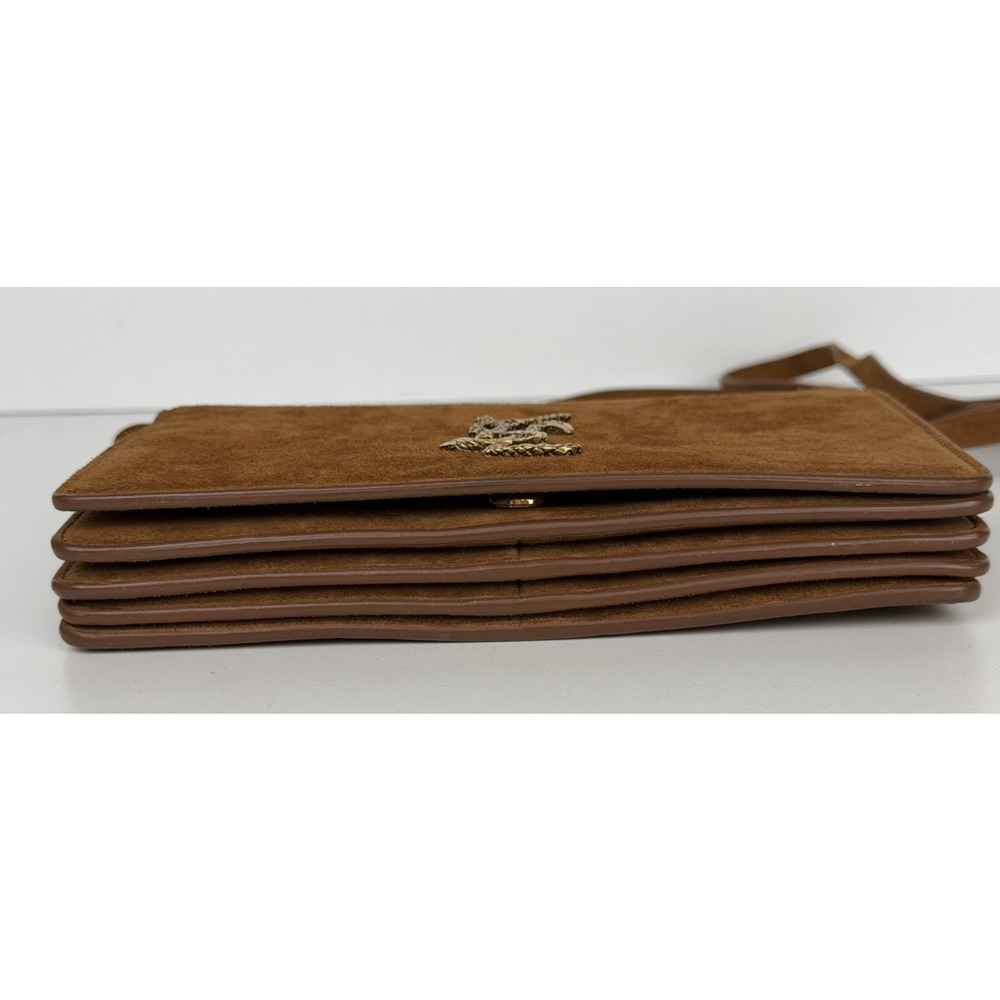 Saint Laurent Dylan Shoulder Bag Small in Brown Suede and Gold-Tone Hardware - Picture 3 of 15